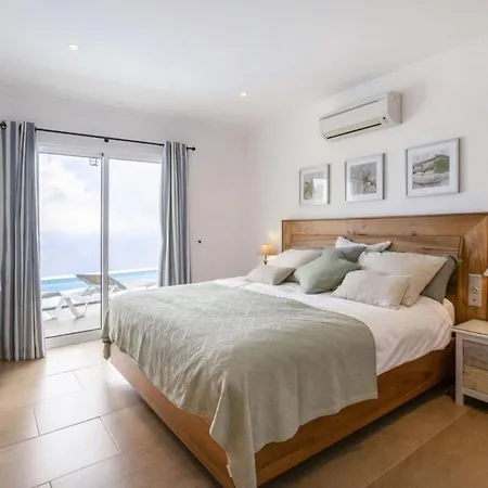 Holiday home Spectacular Ocean View & Heated Pool