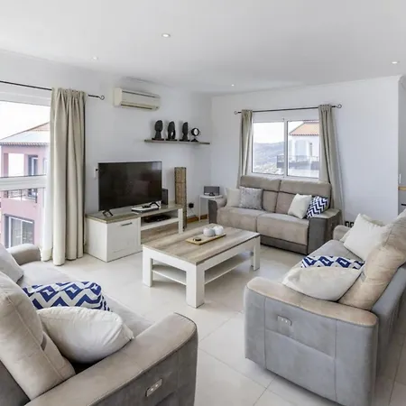 Holiday home Spectacular Ocean View & Heated Pool Arco da Calheta (Madeira)