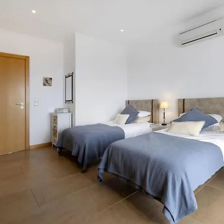Holiday home Spectacular Ocean View & Heated Pool